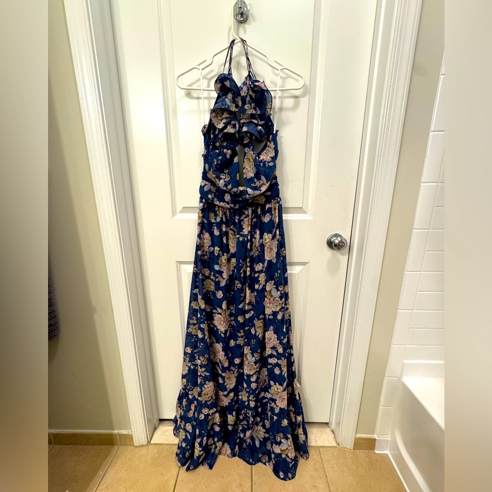 Floor lengths new with tags on LULU blue floral dress. Size large